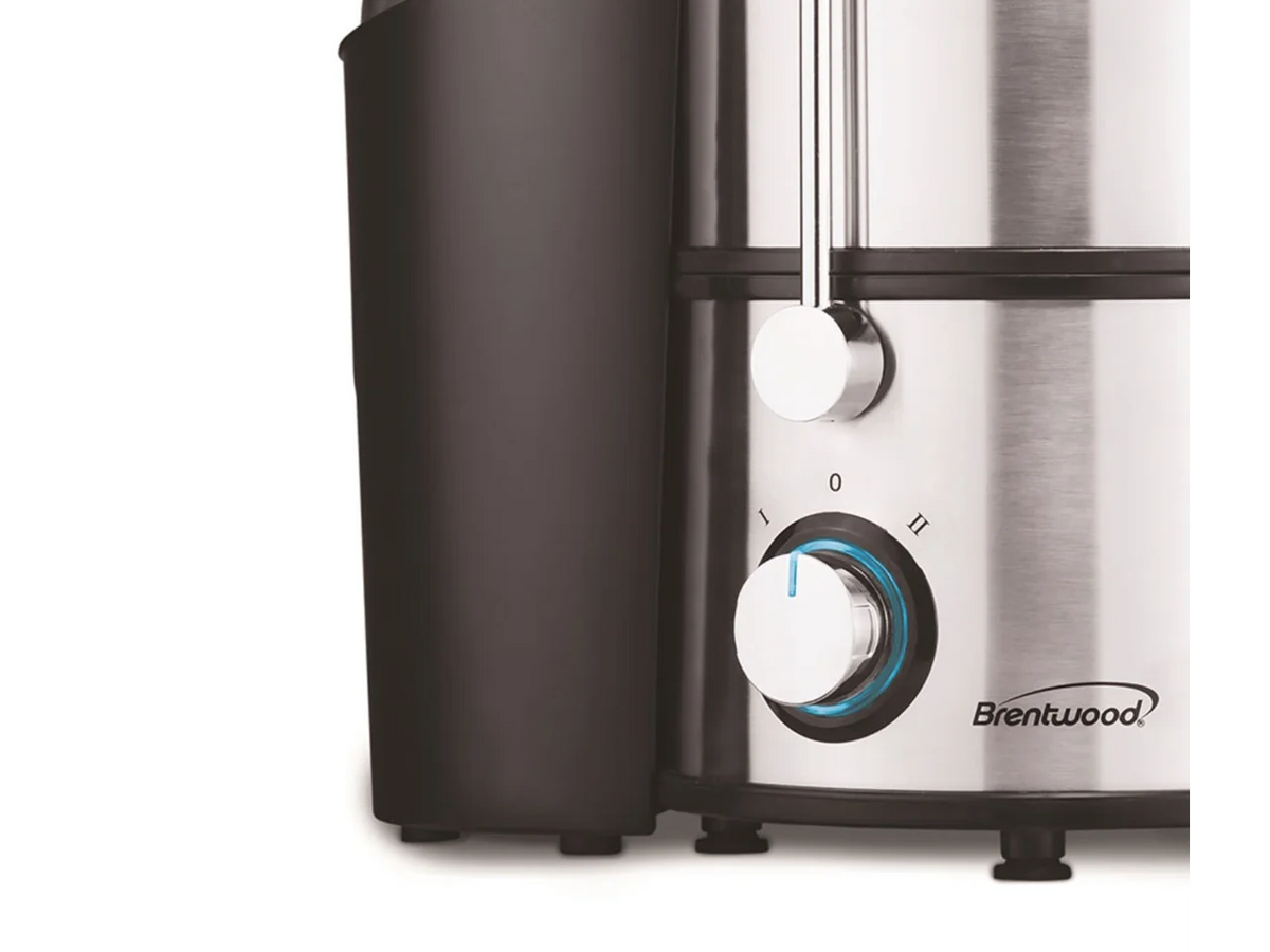 2-Speed 800Watt Stainless Steel Juice Extractor with Graduated Jar B71562