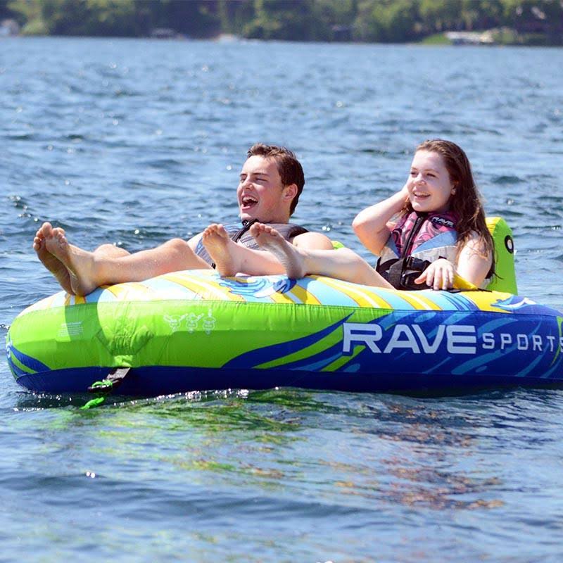 Escape Pontoon Towable L828